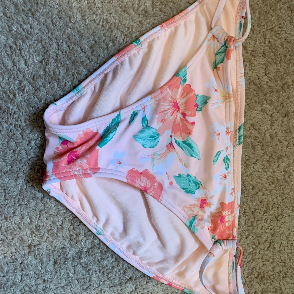 Floral bikini bottoms
